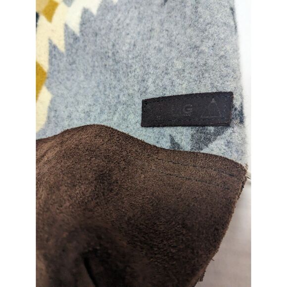 Mercy Grey Handmade Crossbody Bag Southwestern Pendleton Wool Oregon Leather - Picture 7 of 16